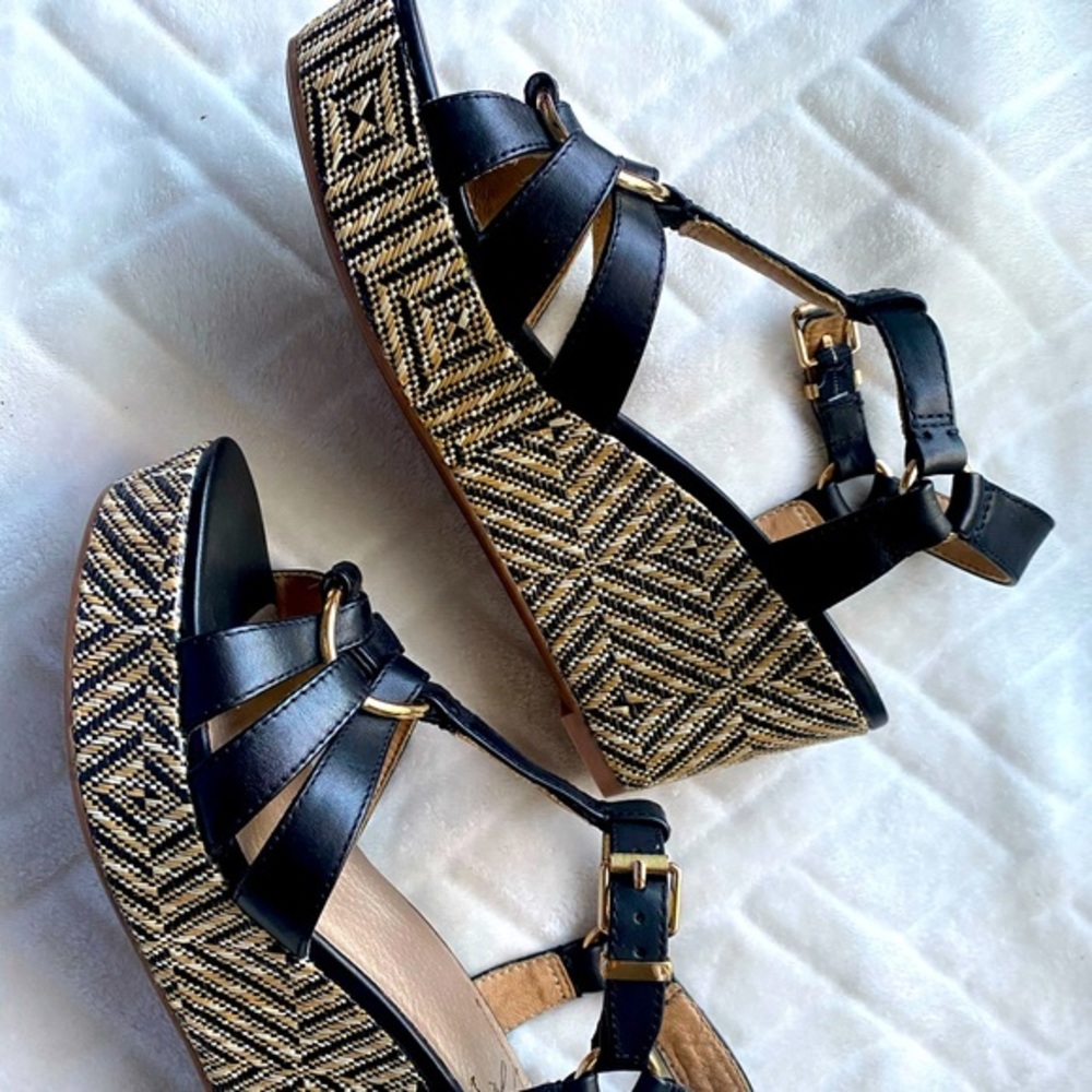 😍Latigo Darnella Wedge T-strap Platfom Sandals